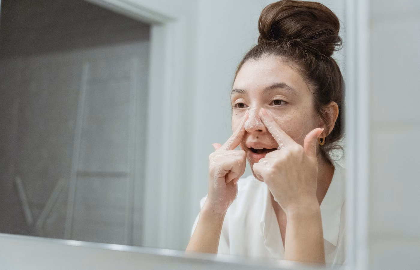 Minimal Makeup for Video Calls That Still Looks Awake